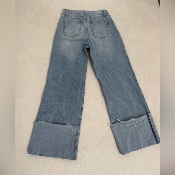 Vibrant MIU Wide  Leg Jeans Size 5 W26 Light Wash Patch Pocket Cropped Denim - Picture 9 of 16